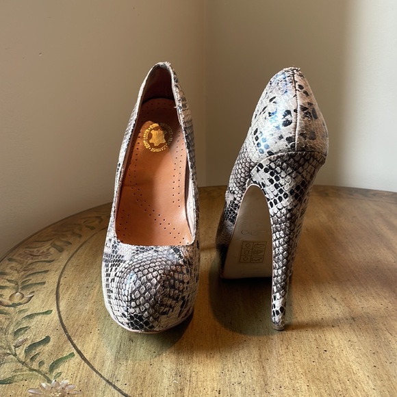 Aldo snake heals - Picture 2 of 5